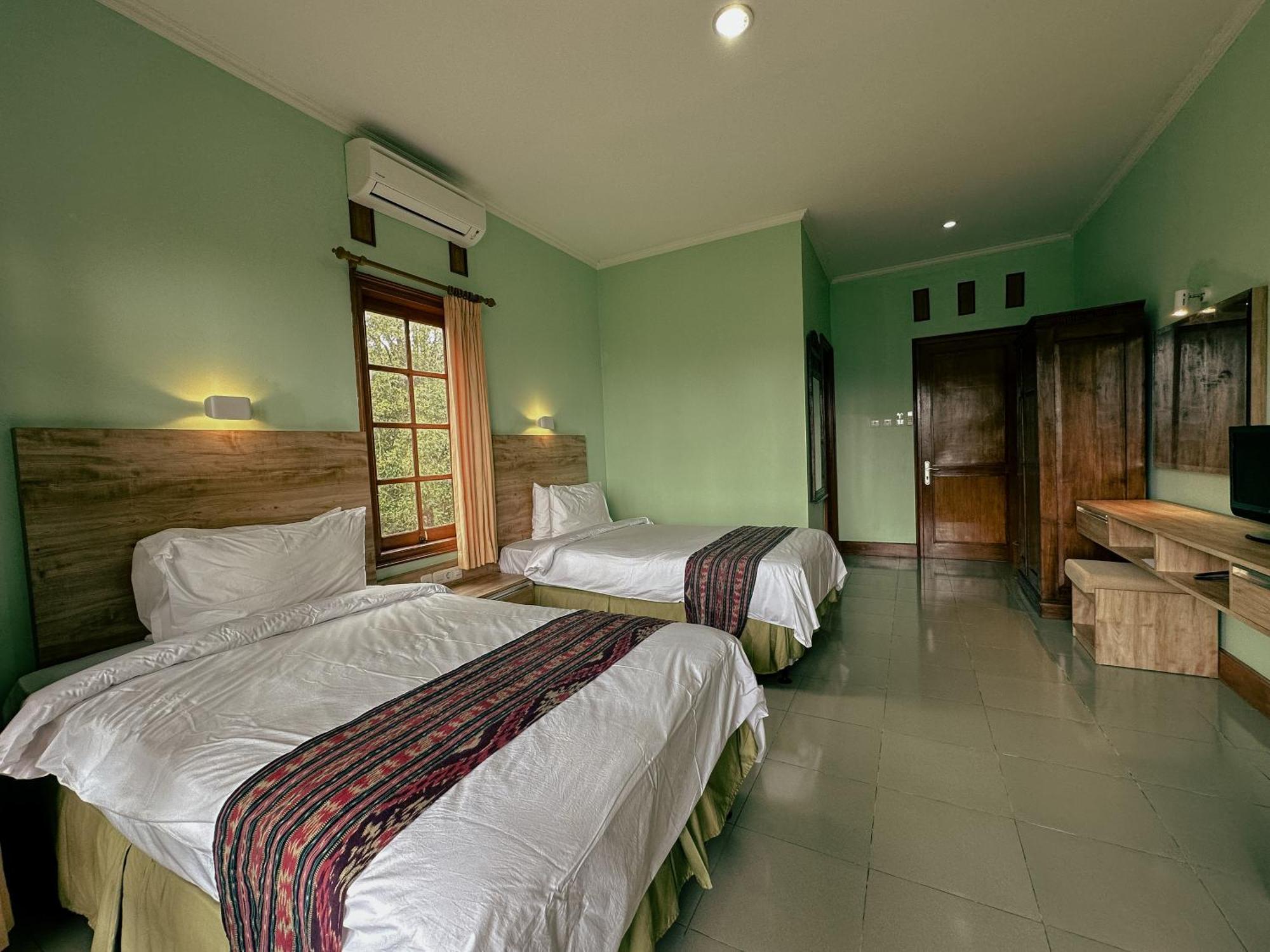 Villa Ipsa Munduk  Bagian luar foto